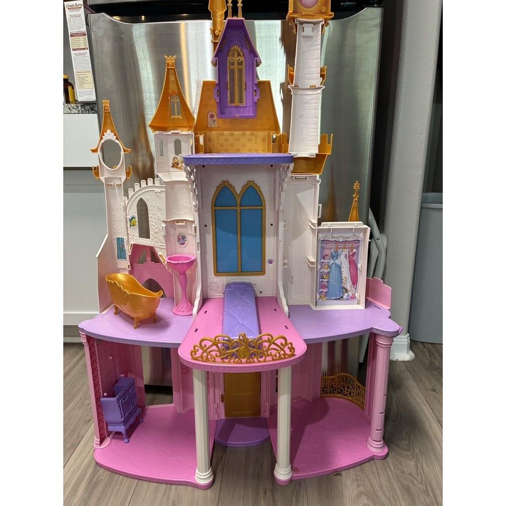 Disney Princess Ultimate Celebration Castle 4ft Hasbro Fireworks Music